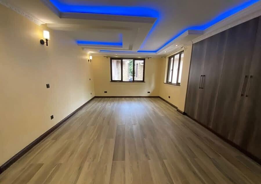 5-Ensuite Townhouse with Extra Lounge & Private Garden - Lavington