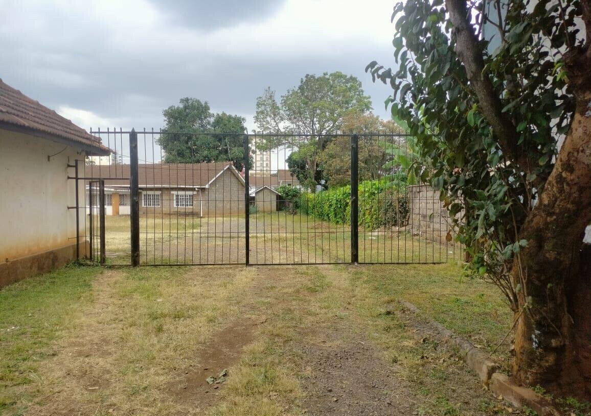 1 Acre Land with Garden and Parking - KSh 500M