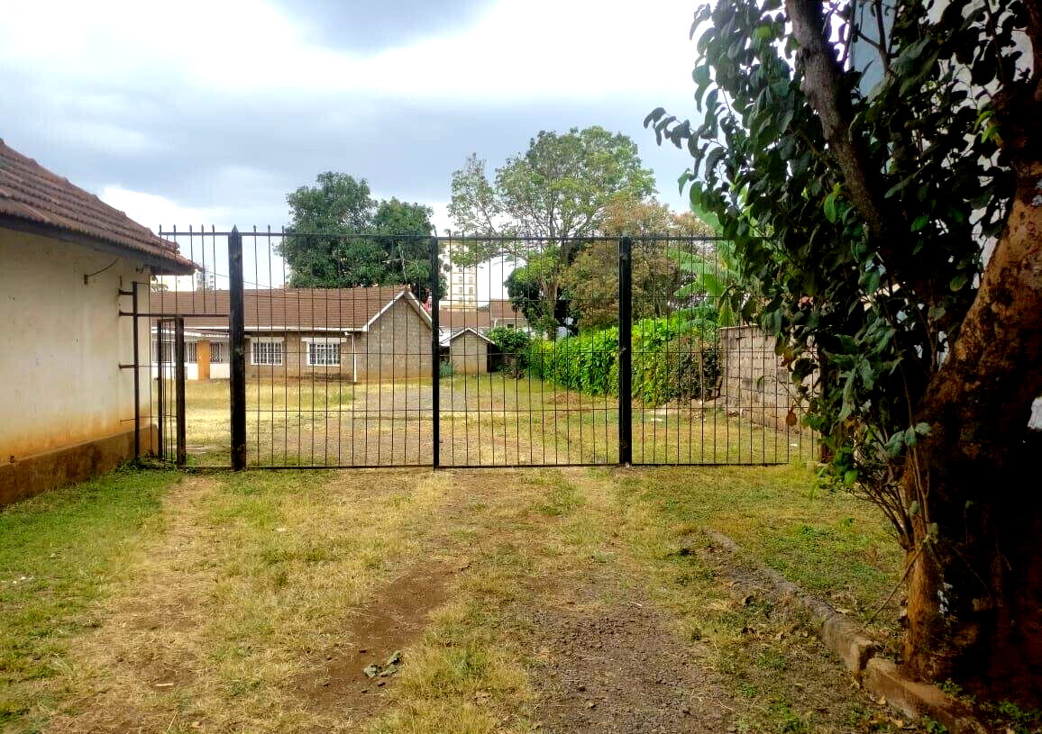1 Acre Land with Garden and Parking - KSh 500M