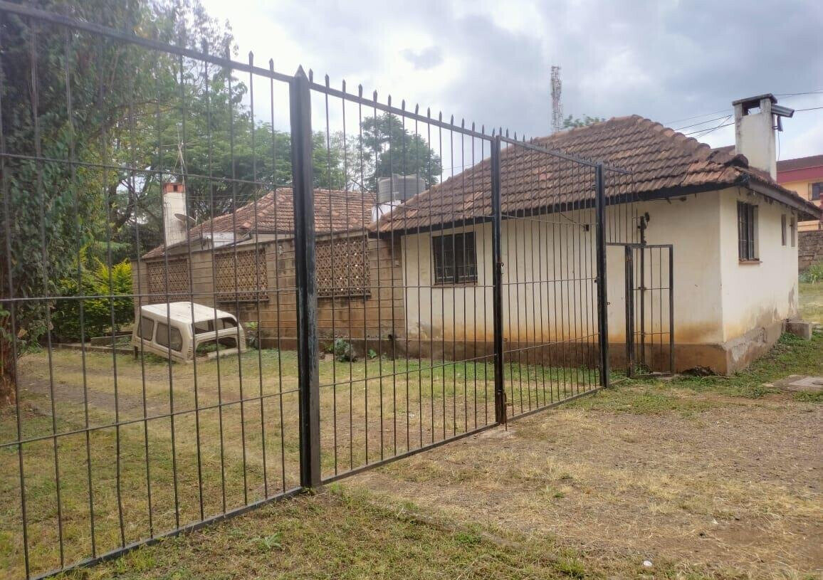 1 Acre Land with Garden and Parking - KSh 500M