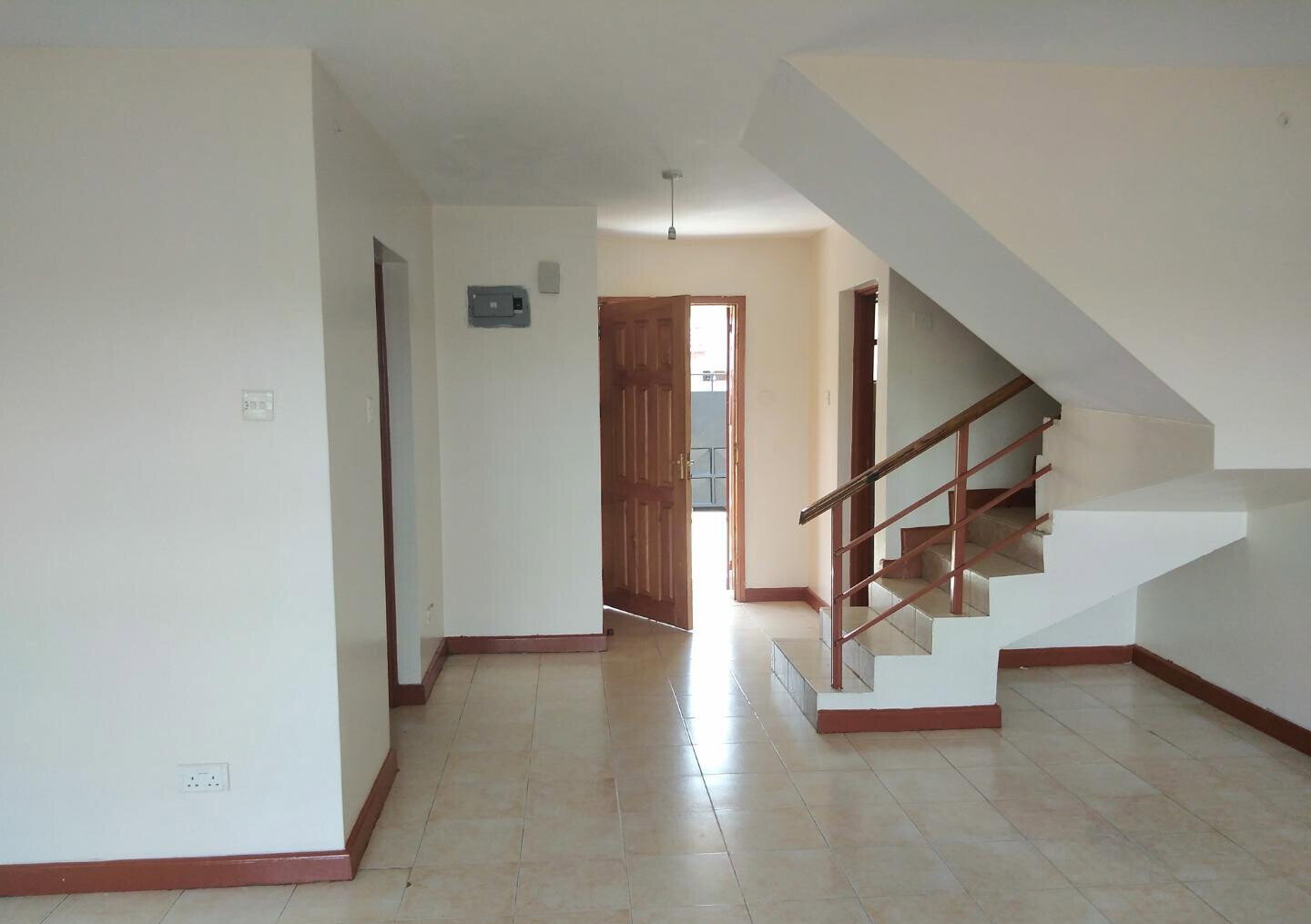 3BR Maisonette with DSQ & Kids Play Area - Mombasa Rd