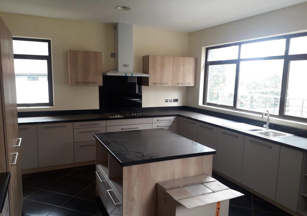 5-Ensuite Townhouse with Gym & Steam Room - Lavington