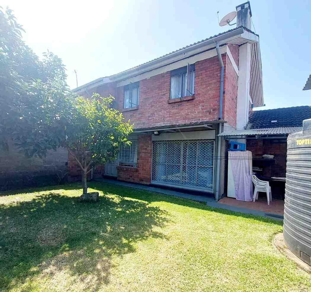 4BR Townhouse with 2 Guest Studios & Fireplace - Kileleshwa