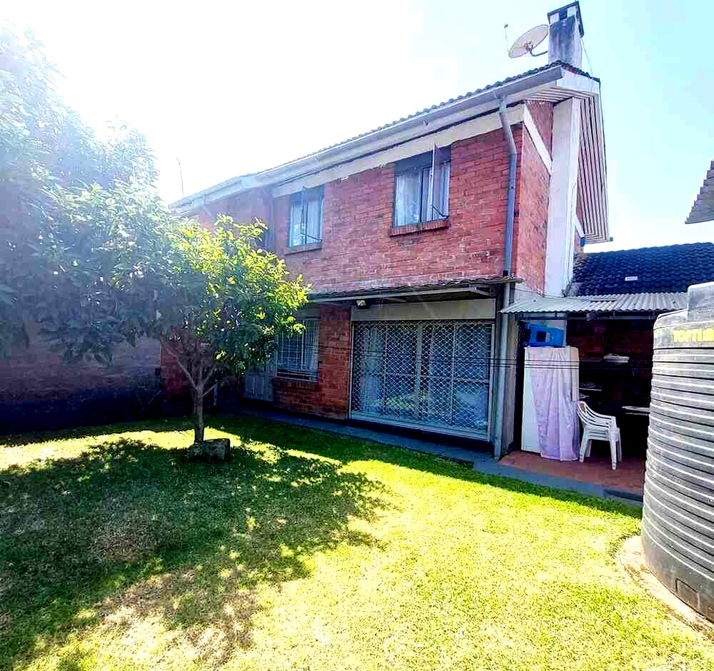 4BR Townhouse with 2 Guest Studios & Fireplace - Kileleshwa
