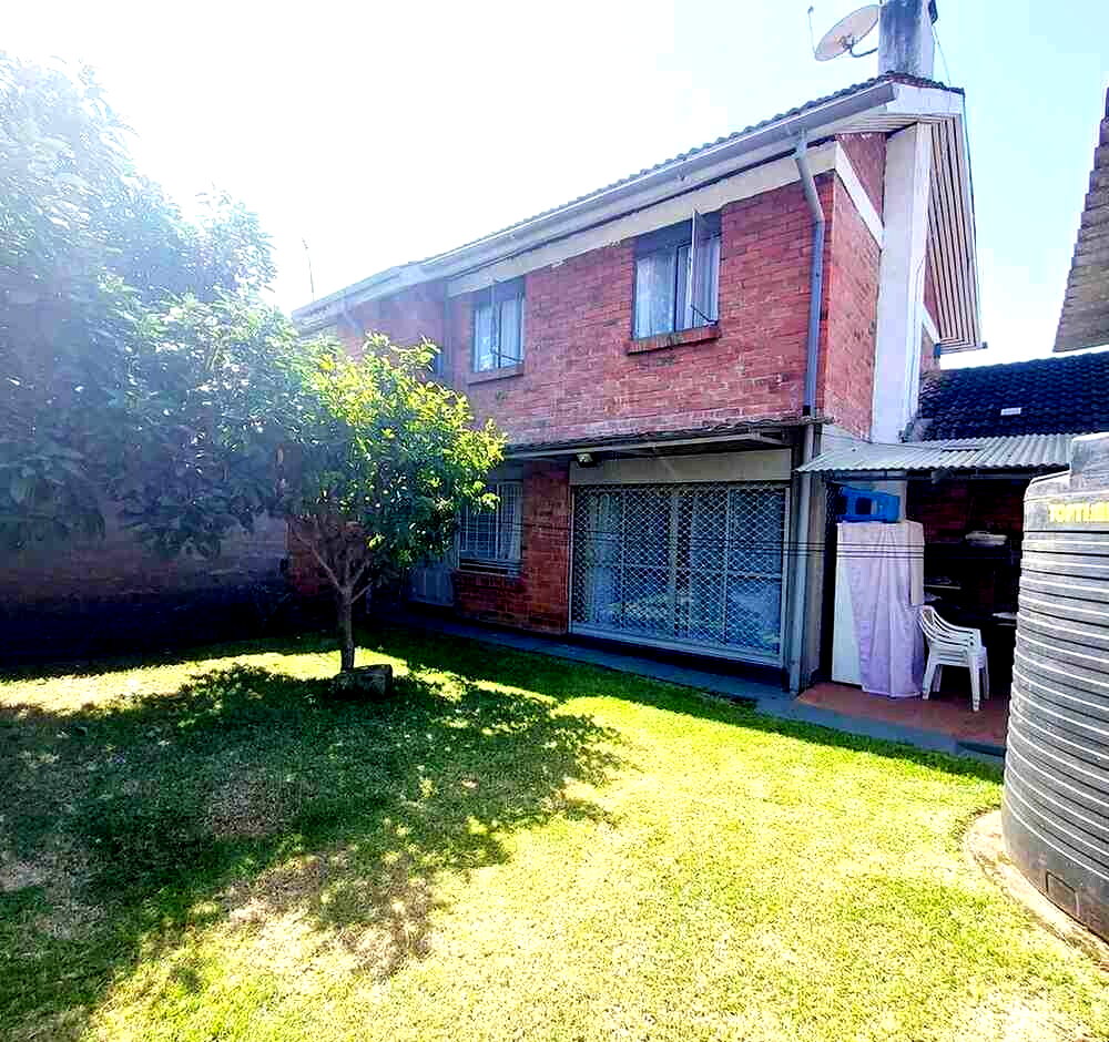 4BR Townhouse with 2 Guest Studios & Fireplace - Kileleshwa