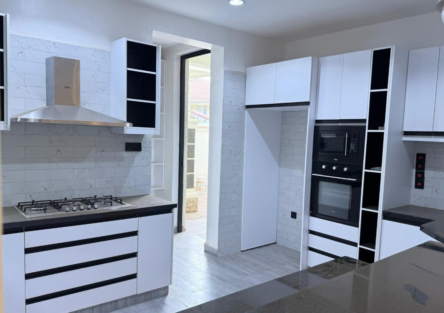 4BR All-Ensuite Maisonette with Jacuzzi & Attic - Membley, Ruiru