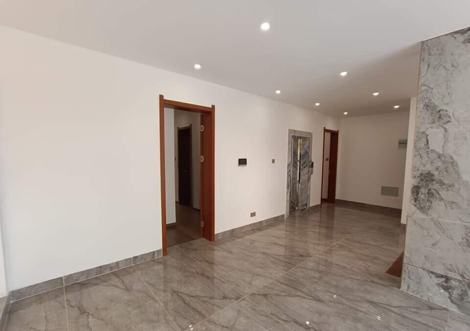6-Ensuite Smart Villa with Lift & Home Office - Lavington