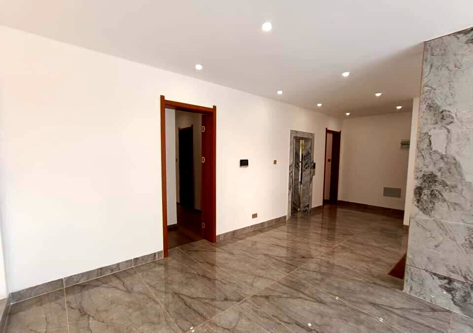 6-Ensuite Smart Villa with Lift & Home Office - Lavington
