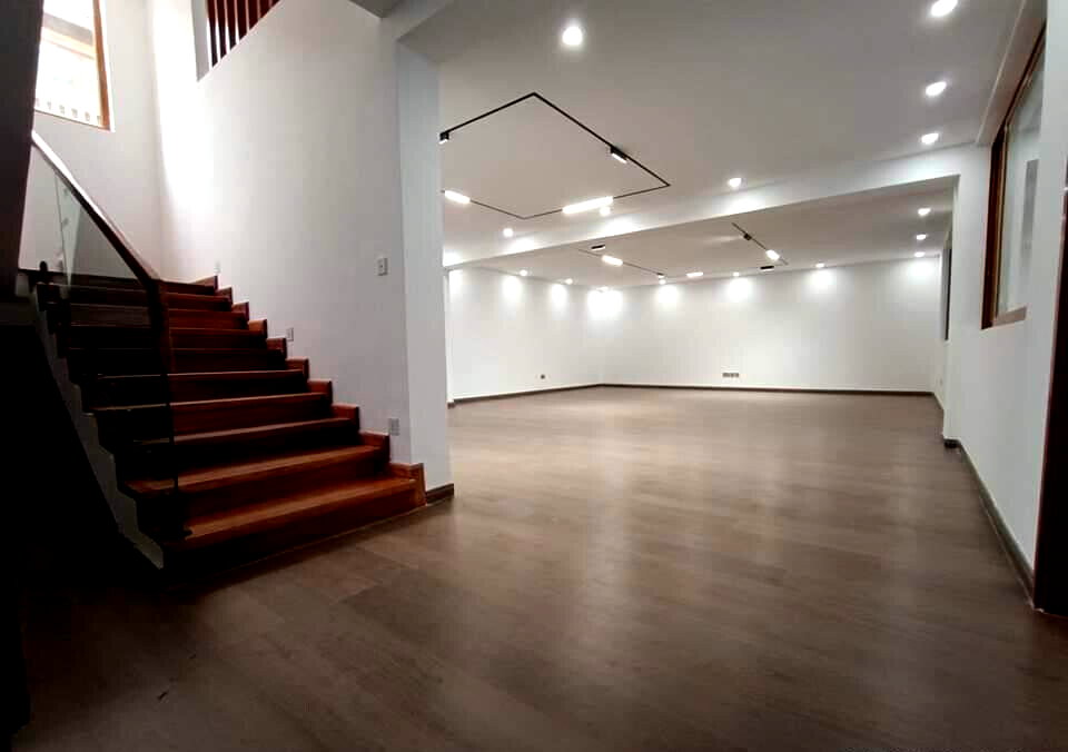 6-Ensuite Smart Villa with Lift & Home Office - Lavington