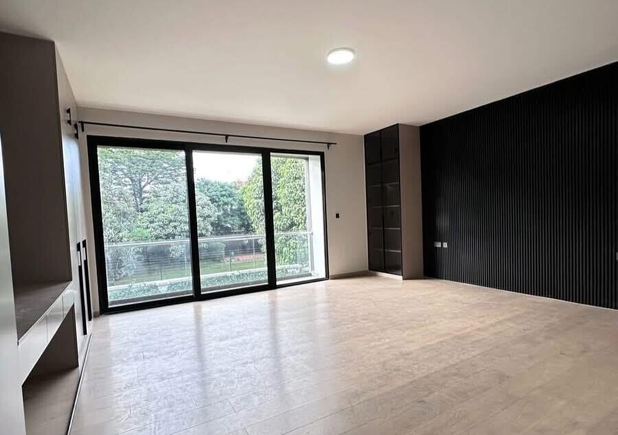 4-Ensuite Townhouse with DSQ & Backup Generator - Lavington
