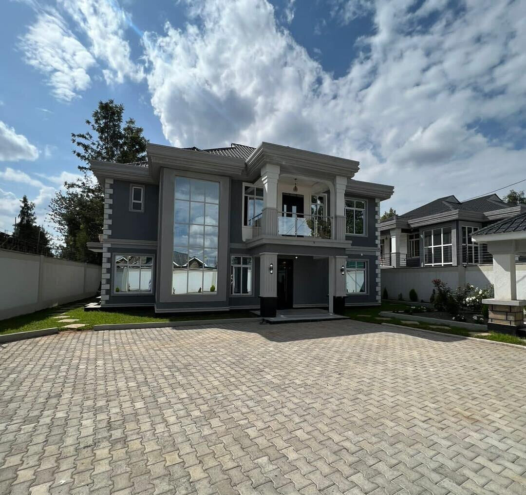 Fully Furnished 4BR Villa with Gazebo – Ngong Rd