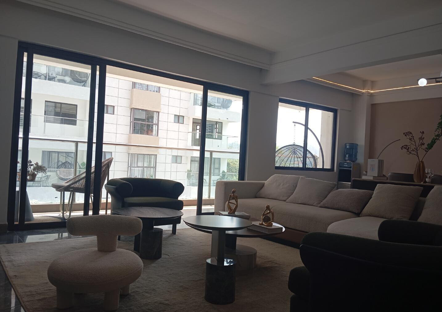4BR with Arboretum Views & Rooftop Club - Kileleshwa