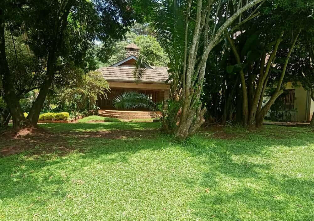 4-Bed Townhouse with Guest Wing & Mature Gardens – Karen
