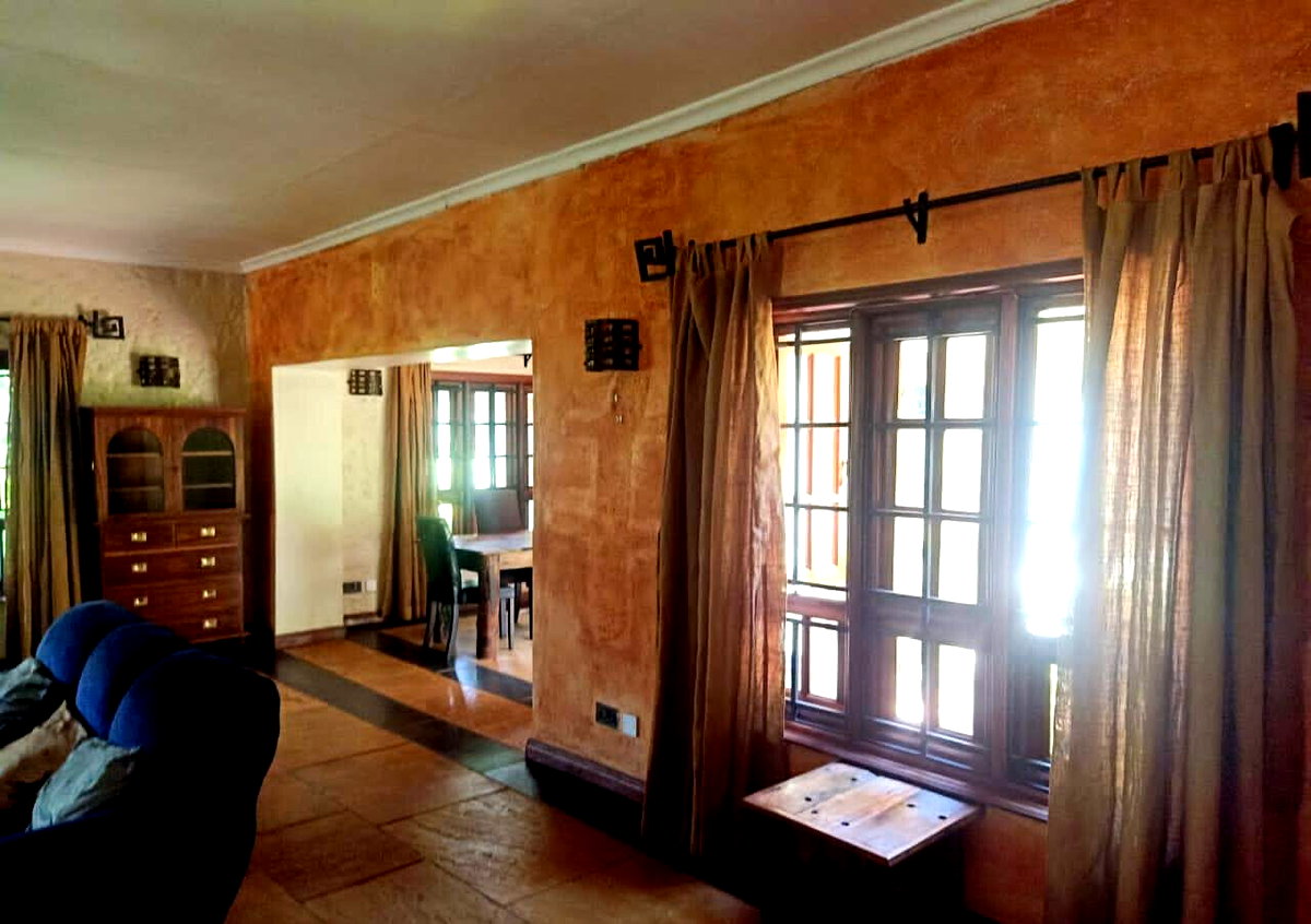 4-Bed Townhouse with Guest Wing & Mature Gardens – Karen
