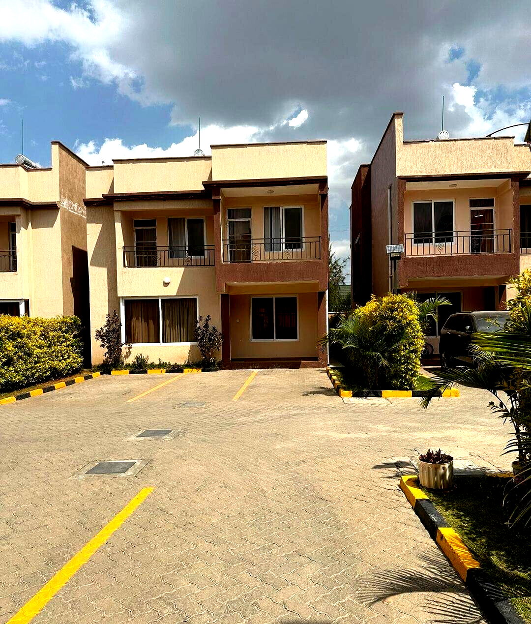 4BR En-Suite Townhouse with Rooftop Terrace - Syokimau