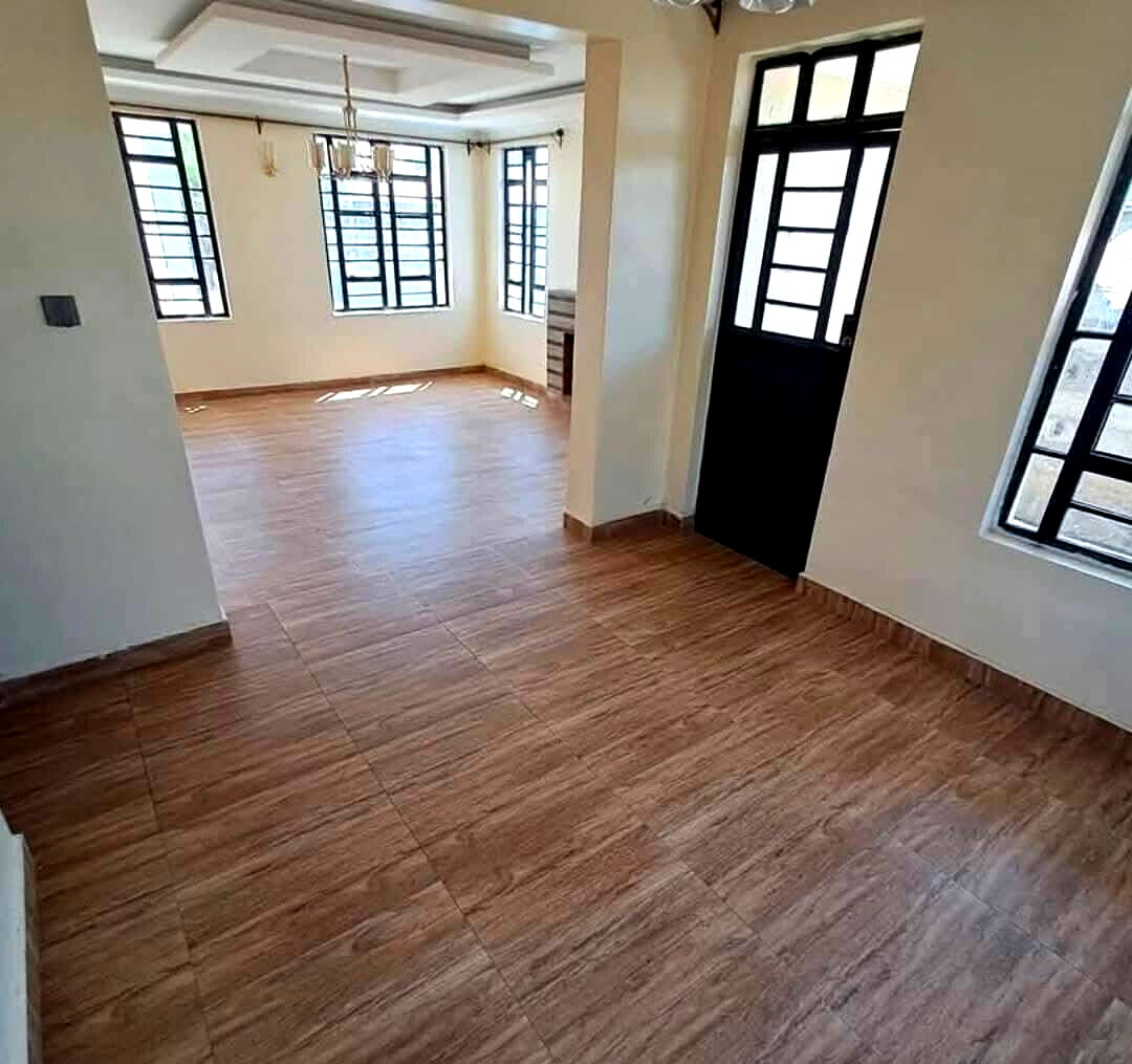 5BR Master En-Suite Townhouse with DSQ on 1/4 Acre - Katani