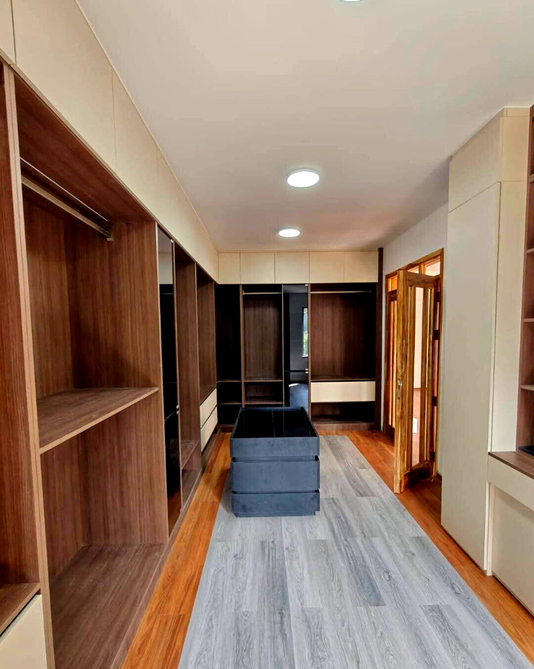 9-Ensuite Villa with Sauna & Staff Quarters - Lavington