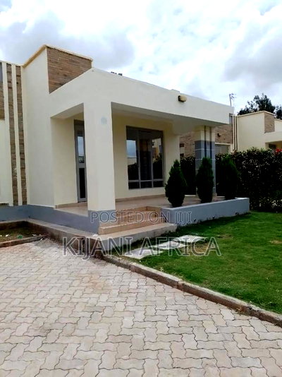 3bdrm Bungalow in Joska for rent - Image 1