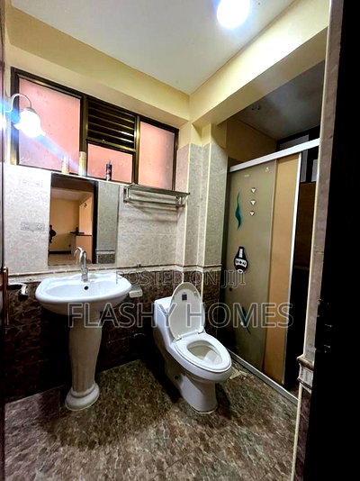 2bdrm Apartment in Kilimani, State House Area for rent - Image 6