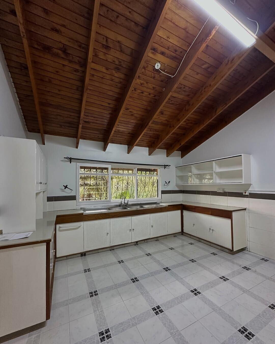 KSh 400K 4BR Garden Home