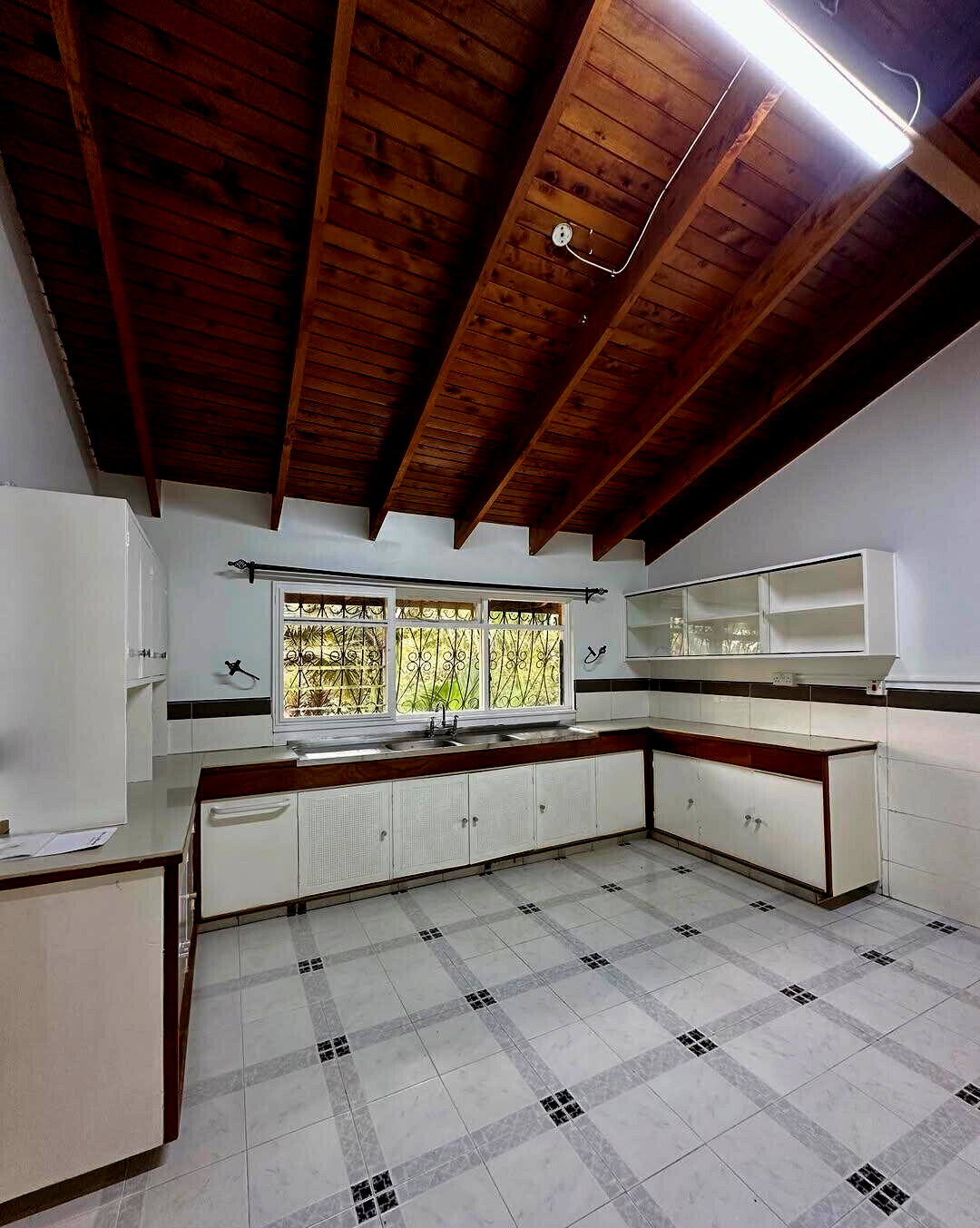 KSh 400K 4BR Garden Home