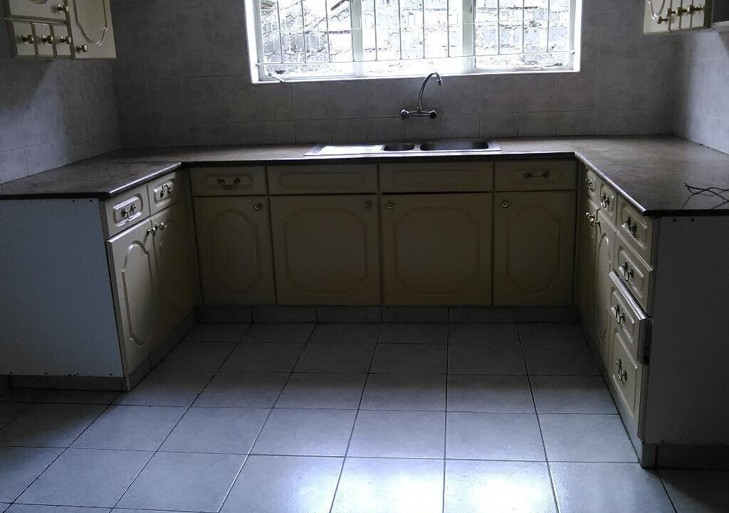 4BR All-Ensuite Townhouse with Fireplace & DSQ - Lavington