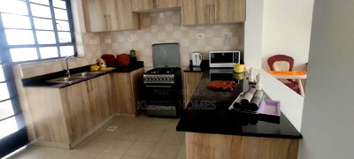 4bdrm Townhouse/Terrace in Kentmere, Banana for sale - Image 3