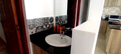 4bdrm Townhouse/Terrace in Kentmere, Banana for sale - Image 10