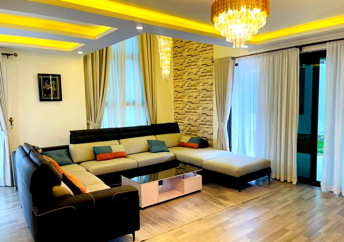 4BR All-Ensuite Townhouse with Rooftop Room & Pool – Kamiti Rd