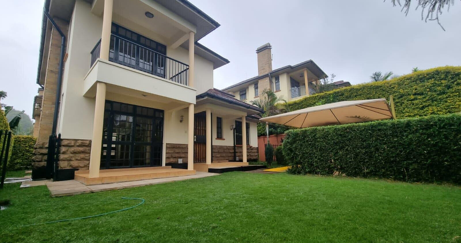 4BR Townhouse with Pool & Kids Playground - Loresho
