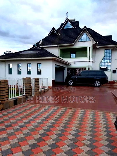 Furnished 4bdrm Maisonette in Golf View Estate, Nairobi Central - Image 1