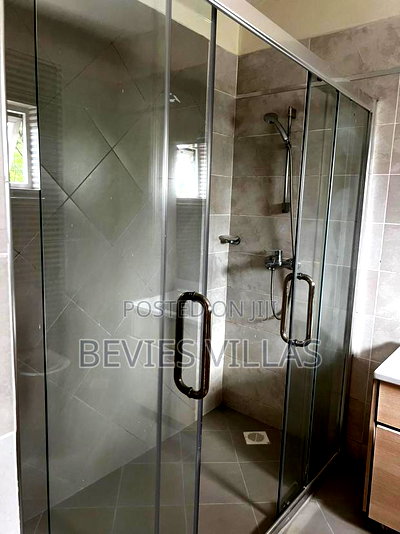 3bdrm Apartment in Westlands, Raphta Road Area for rent - Image 14