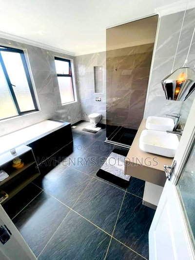 4bdrm House in Membley for sale - Image 10