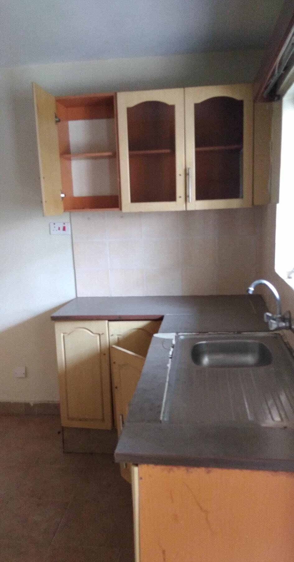 3BR Maisonette with DSQ & Private Balcony - Mombasa Rd