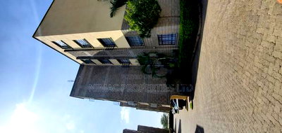 2bdrm Apartment in Camden Court, DayStar Area for sale - Image 3