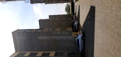 2bdrm Apartment in Camden Court, DayStar Area for sale - Image 10