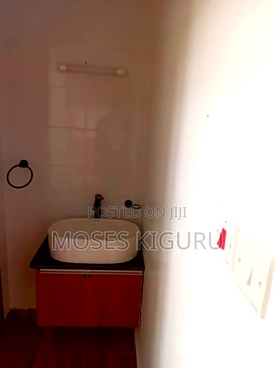 4bdrm Townhouse/Terrace in Juja, Kenyatta Road / Theta for sale - Image 7