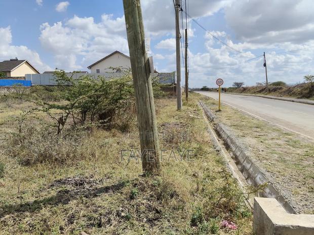 1/4 Acre Commercial Plot for Sale in Syokimau on Airport Road