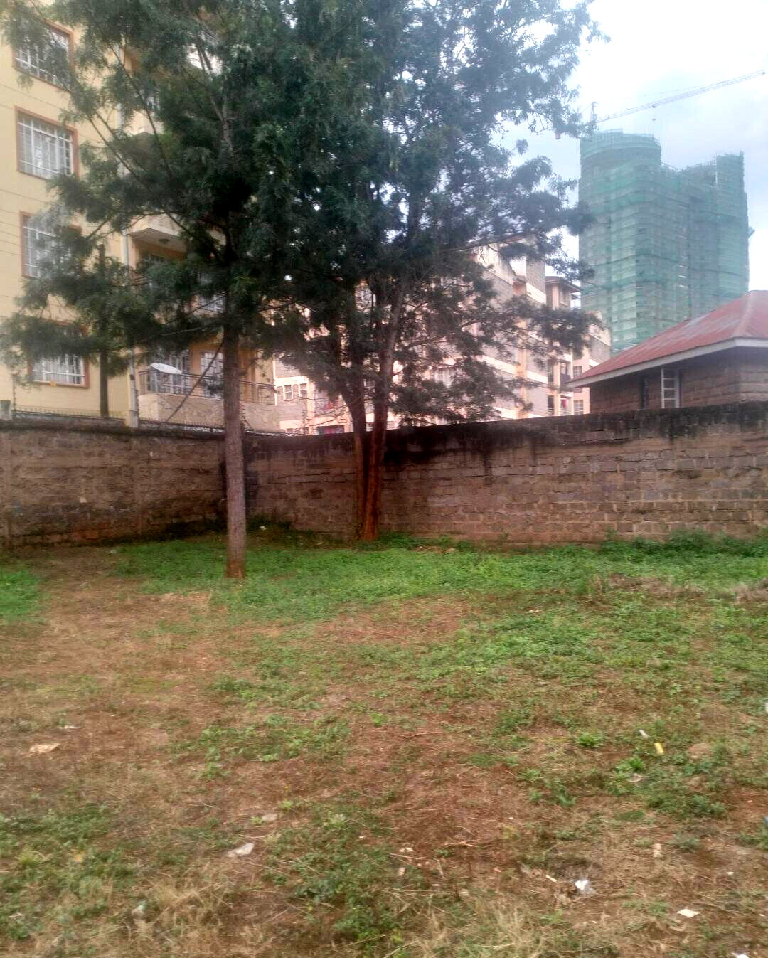 KSh 220M Riverside Plot