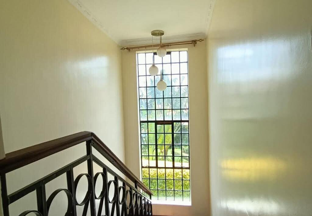 4BR Townhouse with DSQ & Shared Pool - Kiambu Road