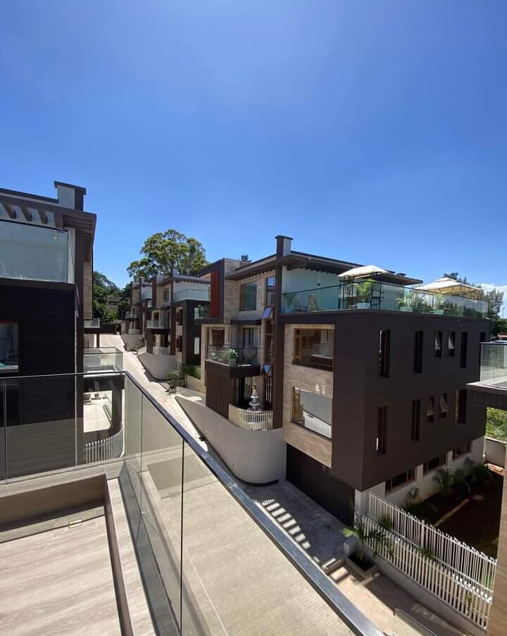 6-Ensuite Townhouse with Private Elevator & Rooftop Terrace - Lavington