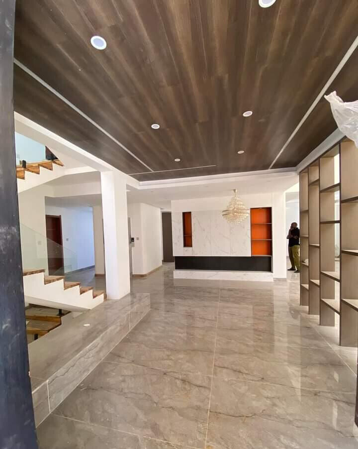 6-Ensuite Townhouse with Private Elevator & Rooftop Terrace - Lavington