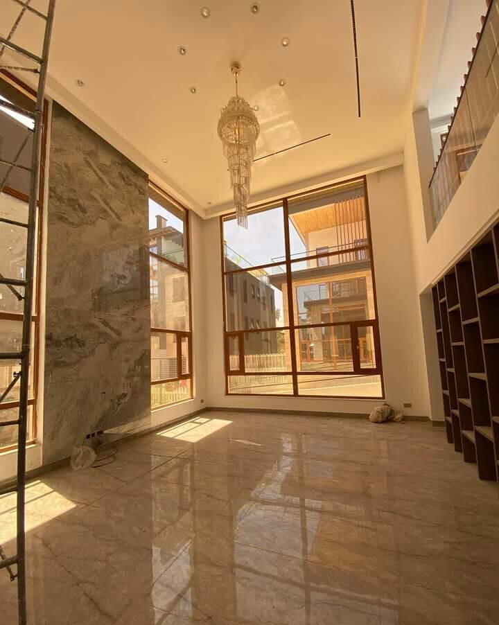 6-Ensuite Townhouse with Private Elevator & Rooftop Terrace - Lavington