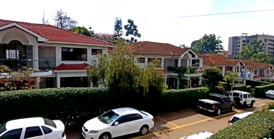 5-Ensuite Townhouse with Pool & Servant Quarters - Westlands