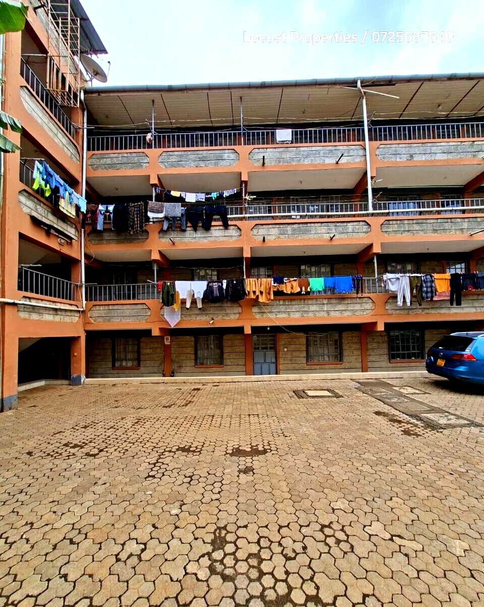 Quarter Acre Commercial Plot with Parking