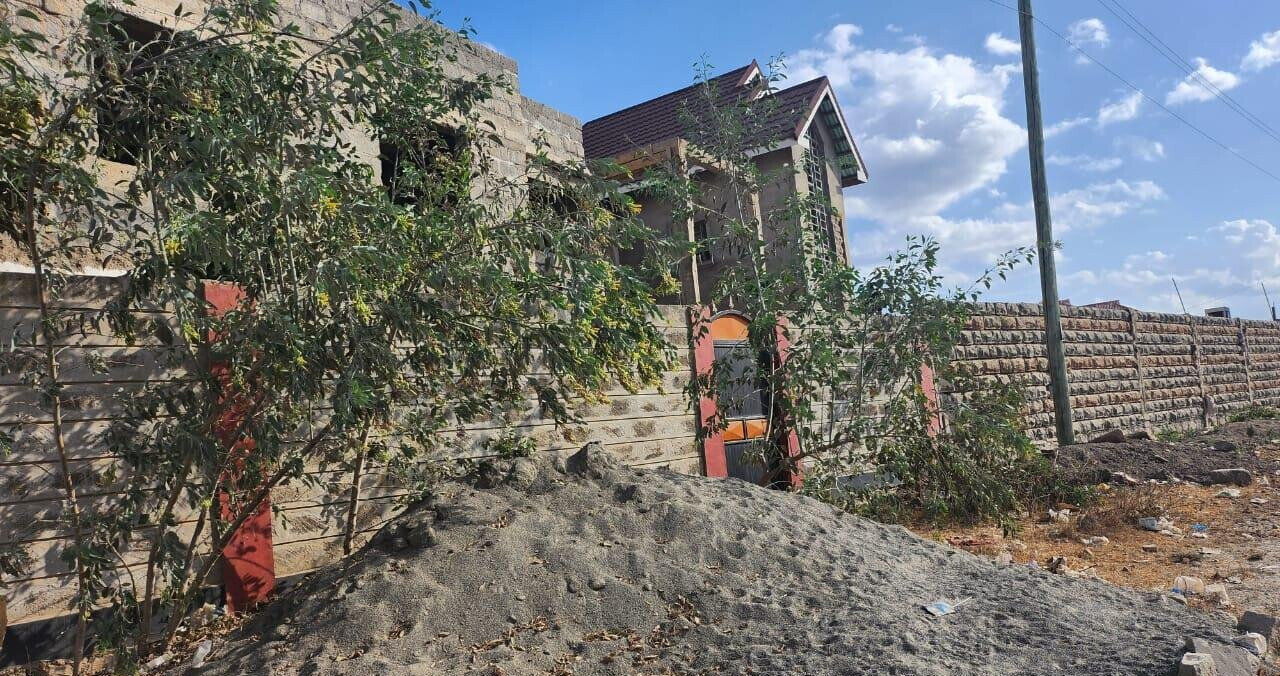 1/8 Acre Corner Plot for KSh 2.7M