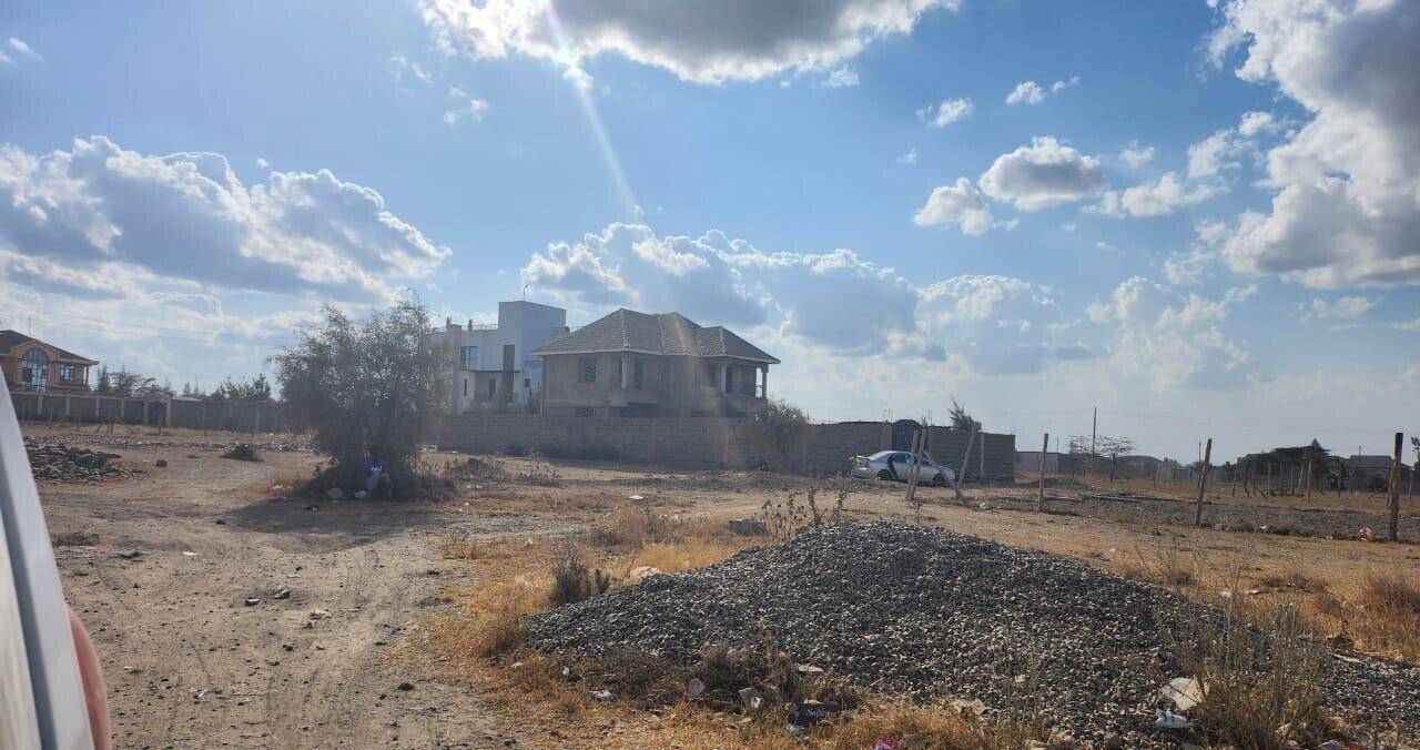 1/8 Acre Corner Plot for KSh 2.7M