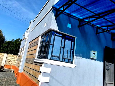 3bdrm Bungalow in Kiserian for sale - Image 2