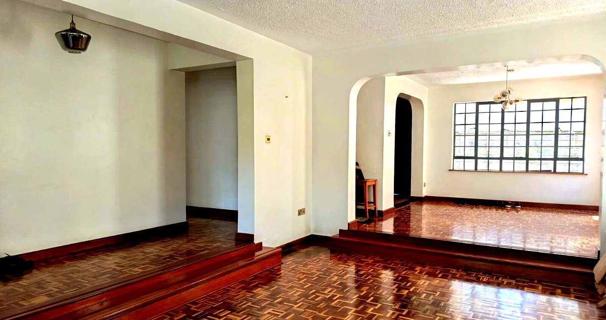 Renovated 5-Bedroom Villa with Pool Access - Lavington