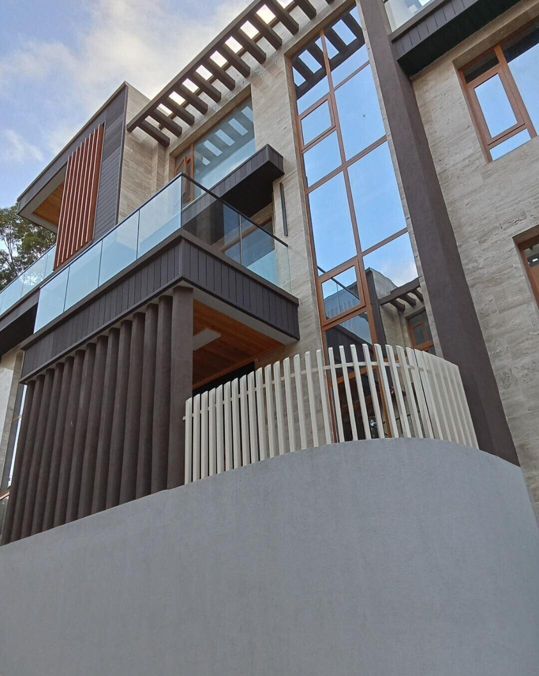 6-Bed Ultra-Luxury Villa with Elevator & Panic Room - Lavington